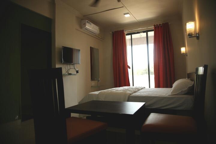 Elite Inn Lonavla Zewnętrze zdjęcie